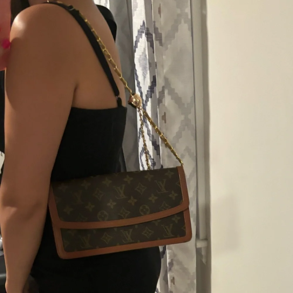 Louis Vuitton Pochette Dam GM - Picture 9 of 11